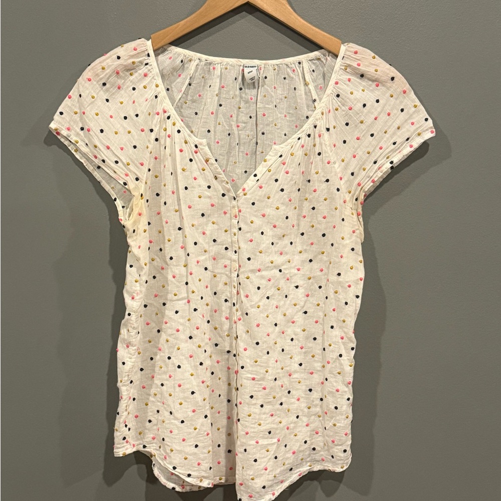 *GENTLY WORN* Old Navy Size S Polka Dotted Blouse